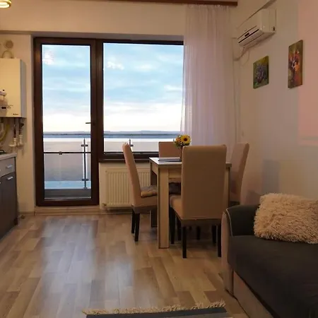 Denisse Apartment